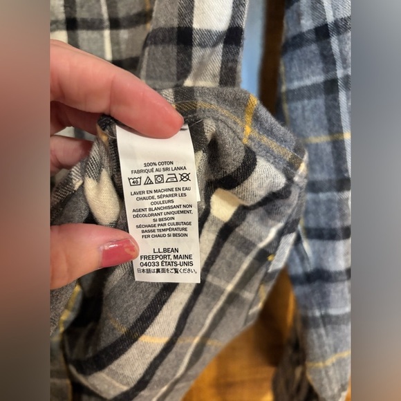 L.L. Bean Men’s Shirt Medium Flannel Slimfit Button Down - Picture 5 of 5